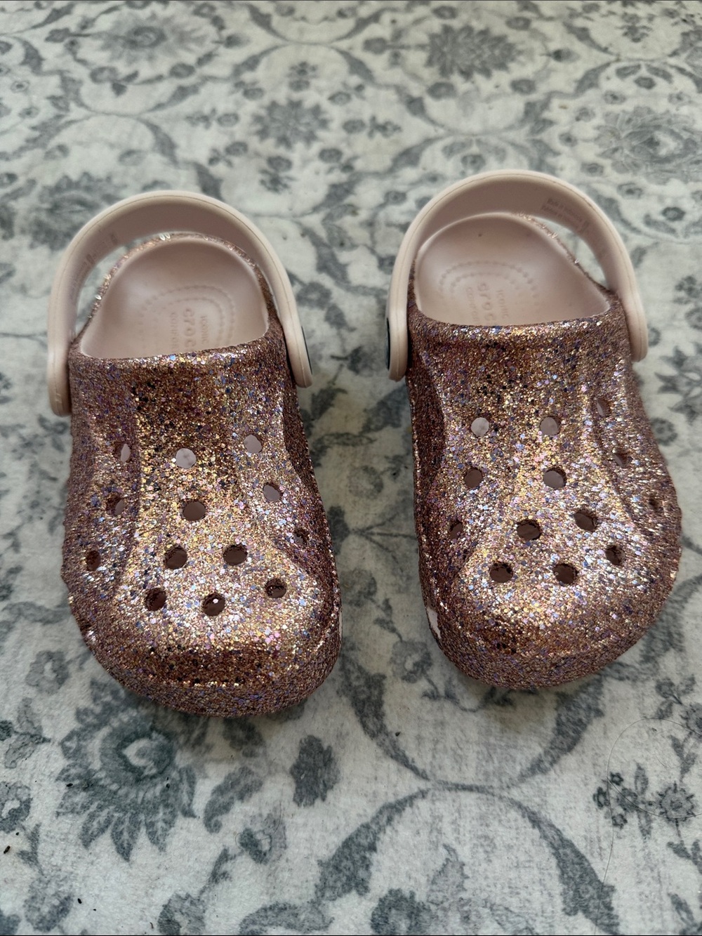 Toddler Pale Pink Glitter Crocs - Size 8 - Picture 2 of 5